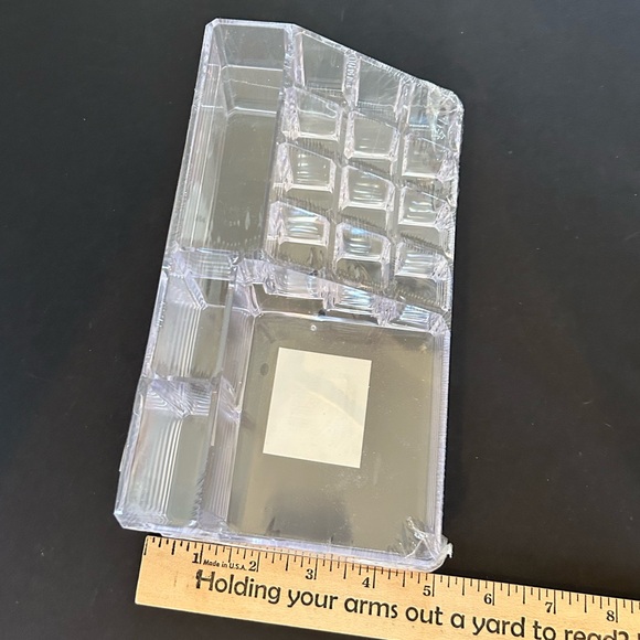 Makeup Storage Organizer - Picture 5 of 6